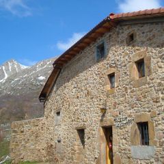 Casa Tejerina (Len)