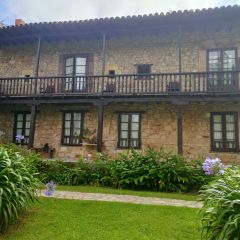 Hotel Casona Dos Lagos (Cantabria)