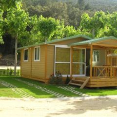 Camping Bassegoda Park (Girona)