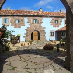 La Casa de las Brujas (Cantabria)