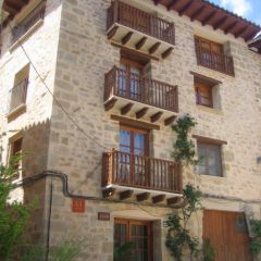 Apartamentos Rurales Santa gueda (Teruel)