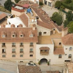 Hotel Ciudad De Cenicero (La Rioja)