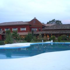 El Mirlo Blanco (vila)