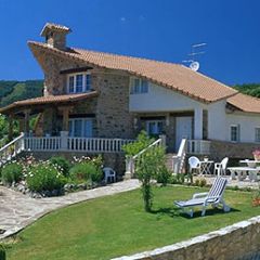 Casa Los Pinos (La Rioja)