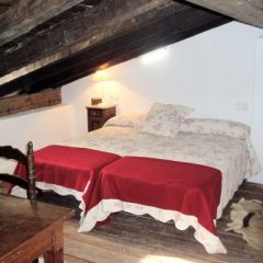 Casas de La Puebla de San Miguel (Valencia)