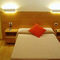 Hotel LA TinenA (Castelln)