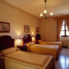 Hostal Rural Las Paneras (vila)