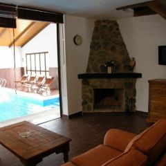 Casa Rural La Serijuelas (vila)